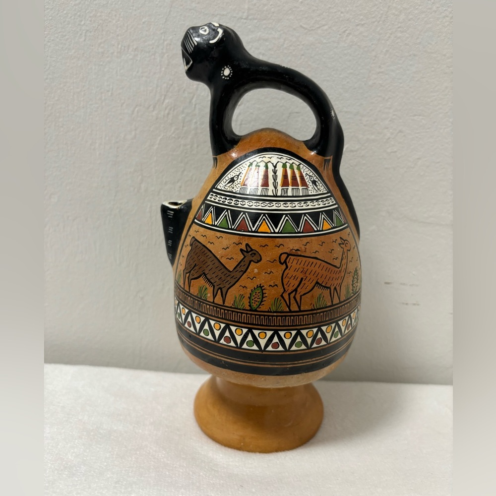 Beautiful vintage hand painted Cusco Peru jug/ pitcher